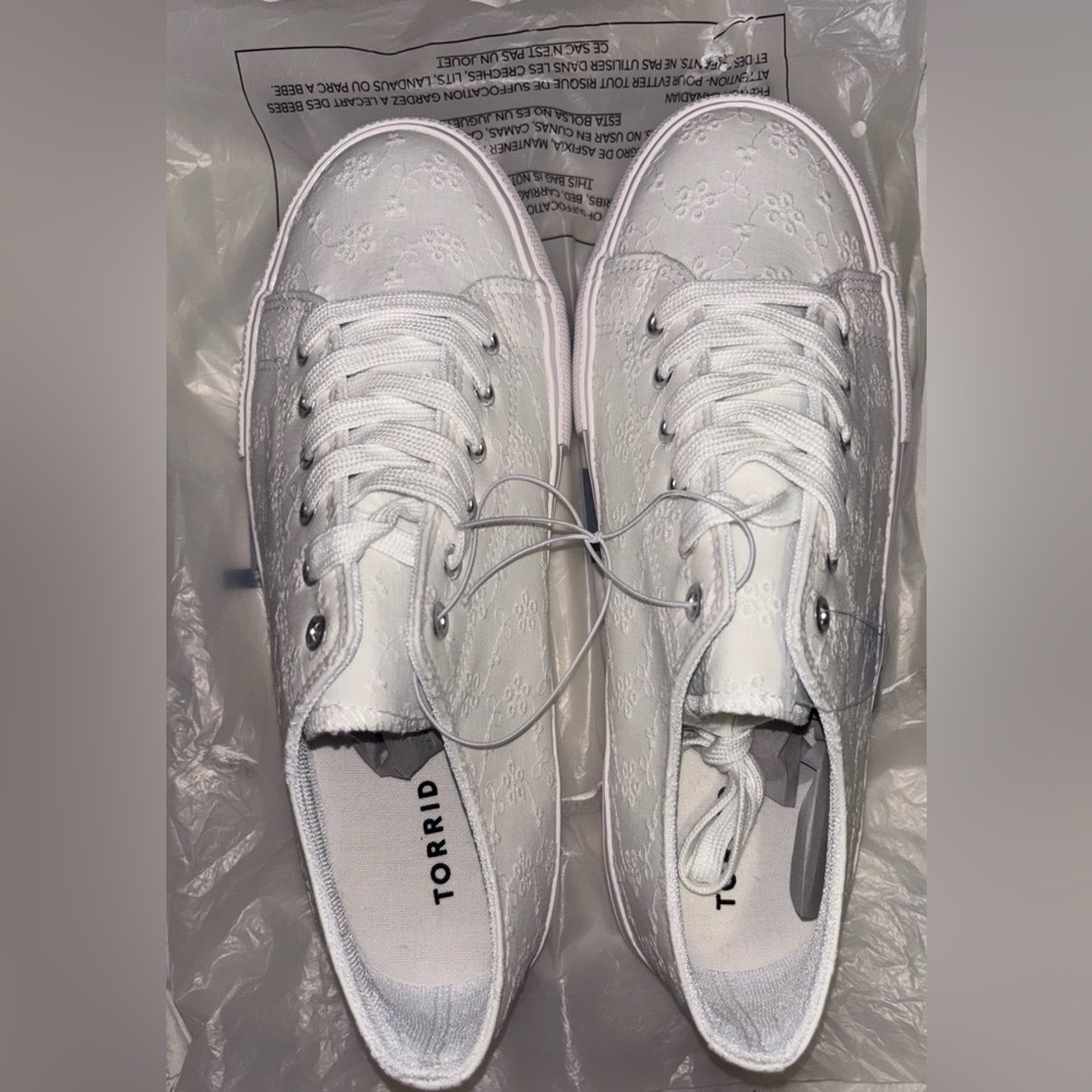 Torrid Women's Floral White Sneakers